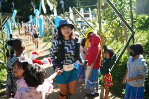 BIB: 2471
                            <button type="button" onclick="openModal(19037799)" class="btn btn-primary btn-sm float-right btn-popup" data-toggle="modal" data-target=".modal-high-quality">
                        <i class="fas fa-shopping-cart"></i> Add to Cart
                    </button>
                                            <button type="button" onclick="isThisMe(19037799, true)" class="btn btn-success btn-sm float-right btn-popup btn-isme hidden" data-toggle="tooltip" data-placement="bottom" title="นี่คือรูปของคุณใช่ไหม คลิกที่นี่เพื่อเอาเข้าอัลบั้ม">
                        <i class="fas fa-plus"></i> Add to album
                    </button>
                    <button type="button" onclick="isThisMe(19037799, false)" class="btn btn-warning btn-sm float-right btn-popup btn-isnotme hidden">
                        <i class="fas fa-ban"></i> Remove from album
                    </button>